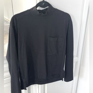 Black sweatshirt with grey details